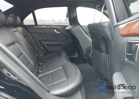 2013 Mercedes-Benz E 350 4Matic z USA, uszkodzony, nr VIN WDDHF8JB9DA717115